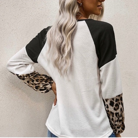 NEW Leopard Long Sleeve Waffle Knit - Picture 7 of 17